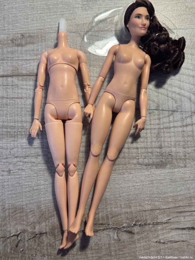 Тело Барби Глинды (розовое платье) (фото 10)