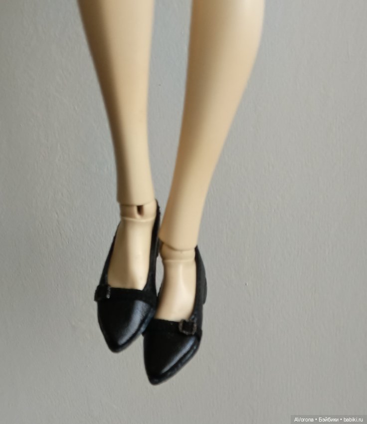 Туфли лодочки из натуральной кожи и замши, полностью чёрные (фото 3)