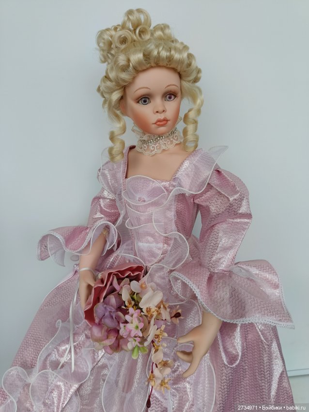 Кукла фарфоровая коллекционная (фото 3)