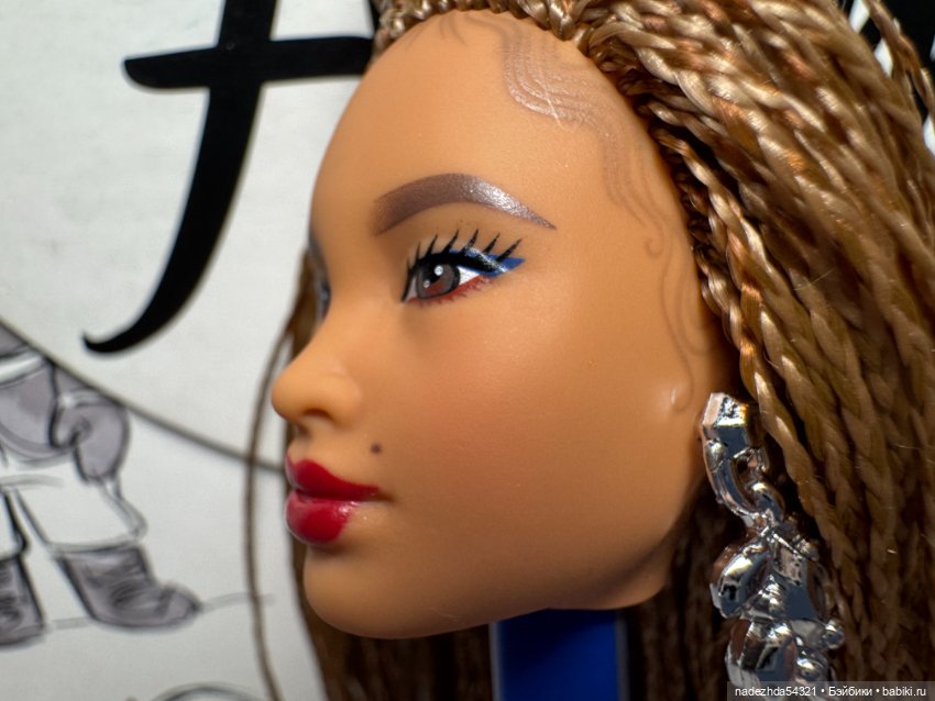 Голова Барби БМР 1959 мулатки (фото 5)