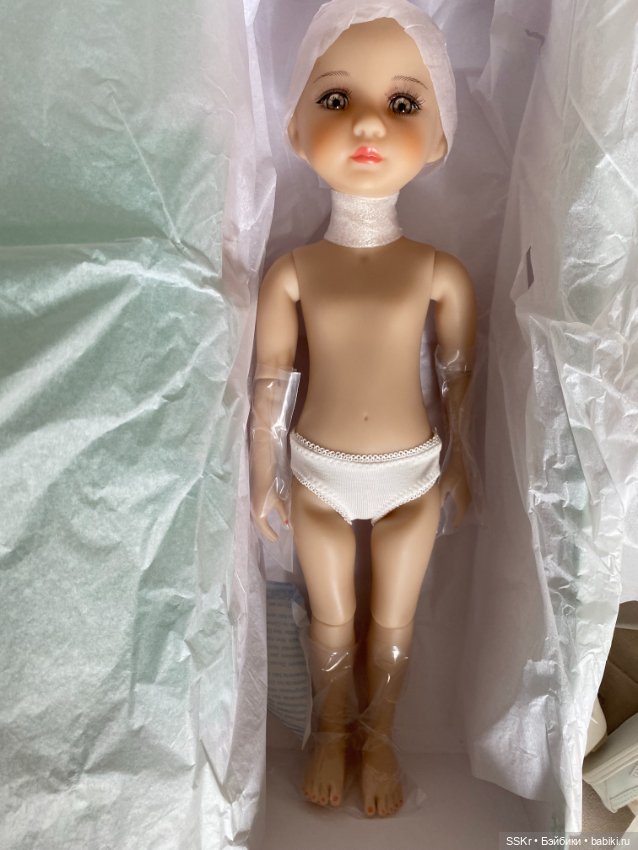 Хлоя Руби Ред / Chloe Ruby Red 2024 (фото 3)