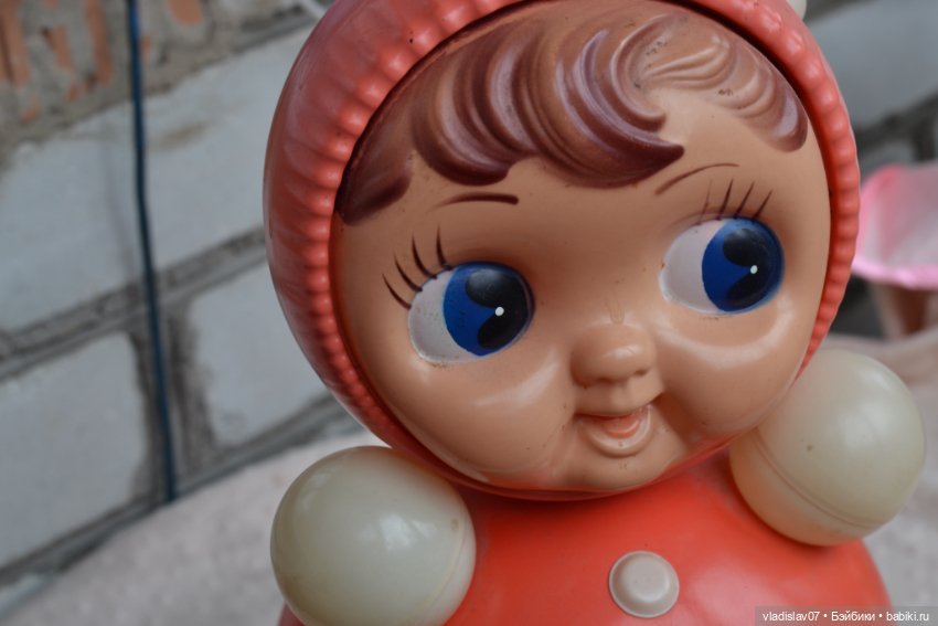 Винтажная большая неваляшка