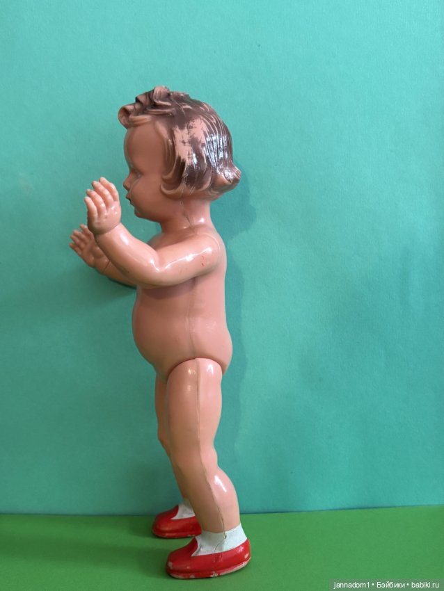 Очаровательная кукла Milon Gehler Mige, карие глазки, высота 22 см (фото 3)