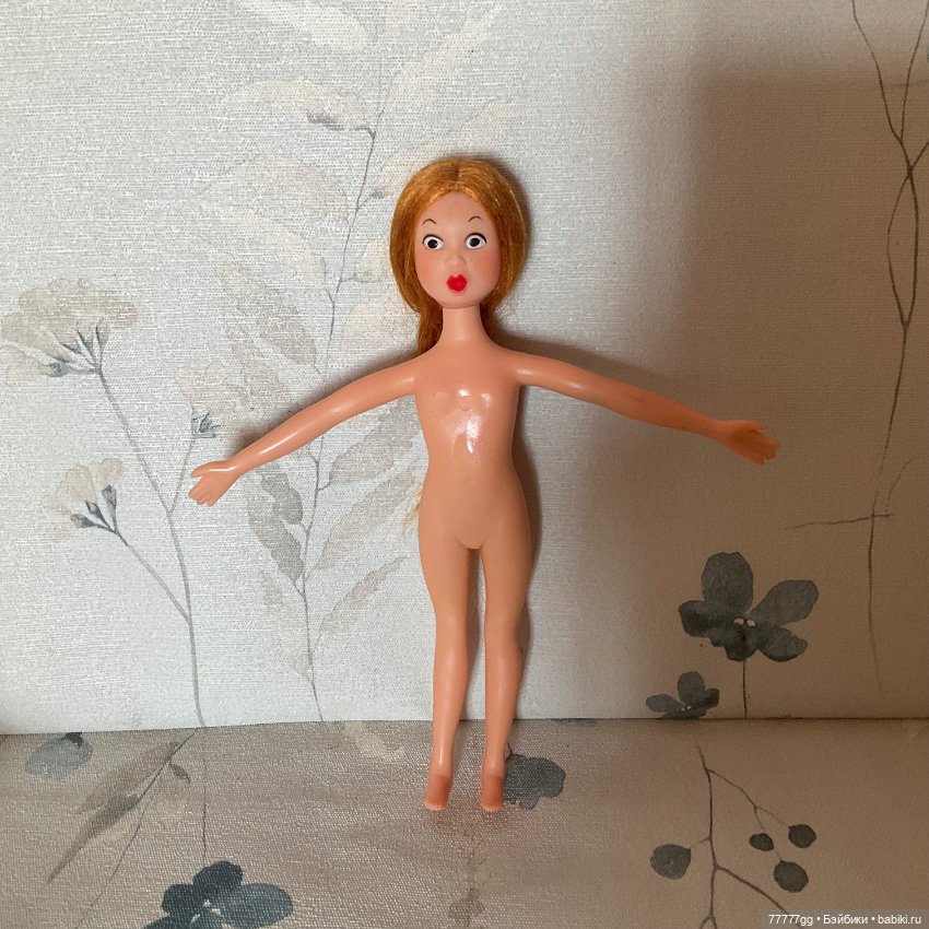 Гибкая гитаристка из прошлого (фото 10)