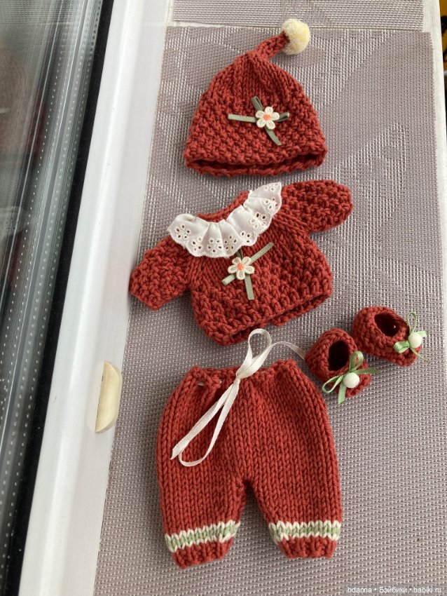 Вязанные комплекты на пупсов (фото 5)