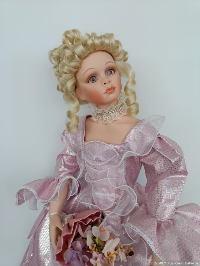 Кукла фарфоровая коллекционная (фото 4)