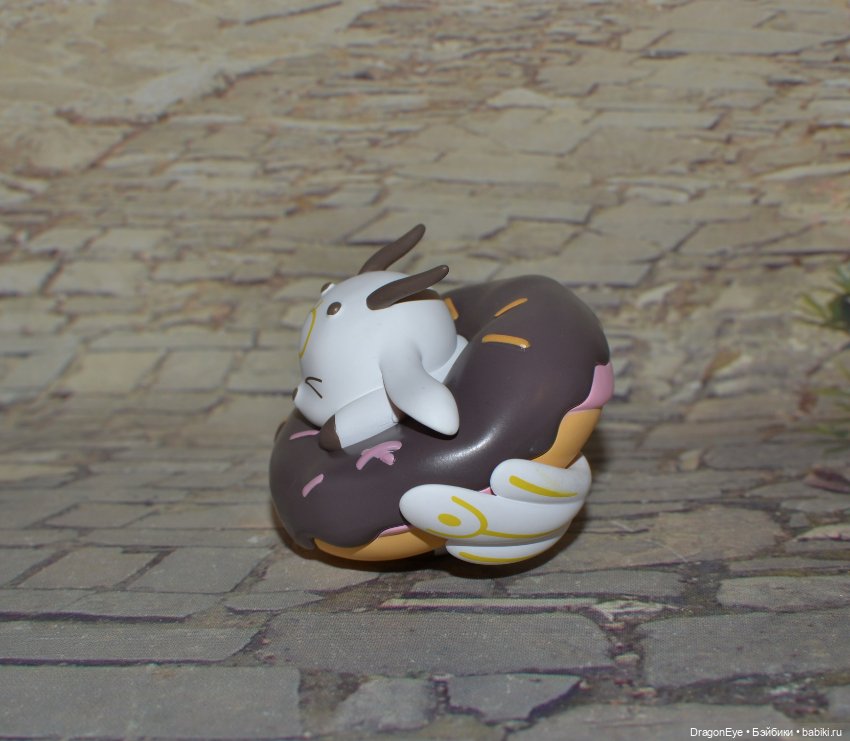 Коллекционная фигурка Si Bu Xiang №1 (фото 3)