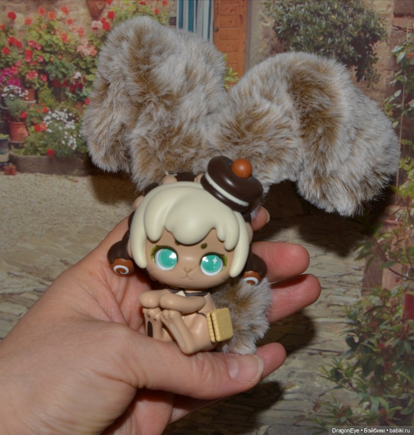 Зайчик Cup rabbits из серии Fruit Milk №6 (фото 3)