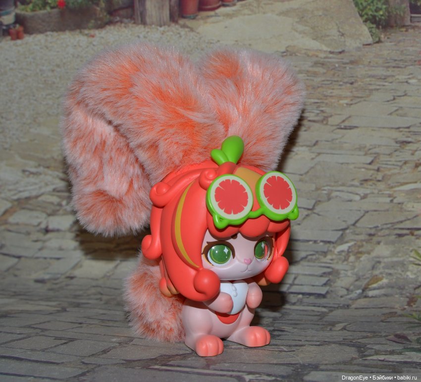 Зайчик Cup rabbits из серии Fruit Milk №1