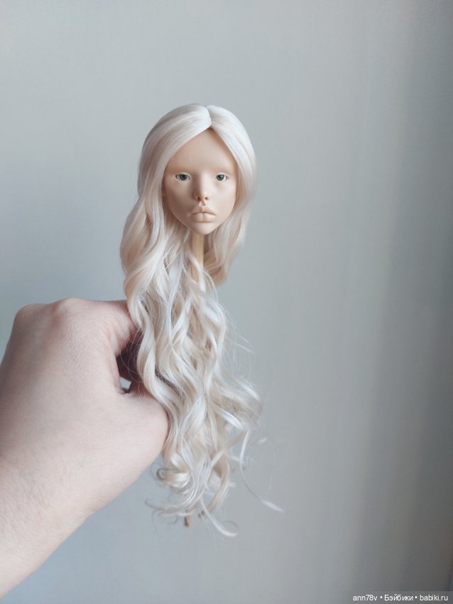 Парик из козочки для Птички Лоры, Китти, Адель, Чарли и им подобным головам, размером 10.5-11 см