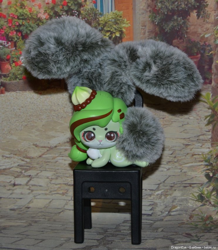 Зайчик Cup rabbits из серии Fruit Milk №4