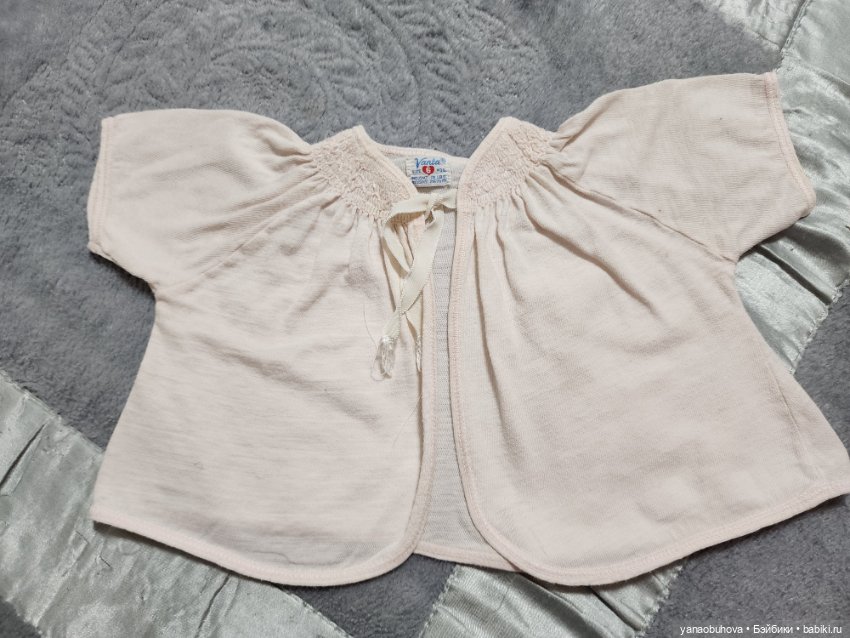 Винтажная детская одежда для больших кукол