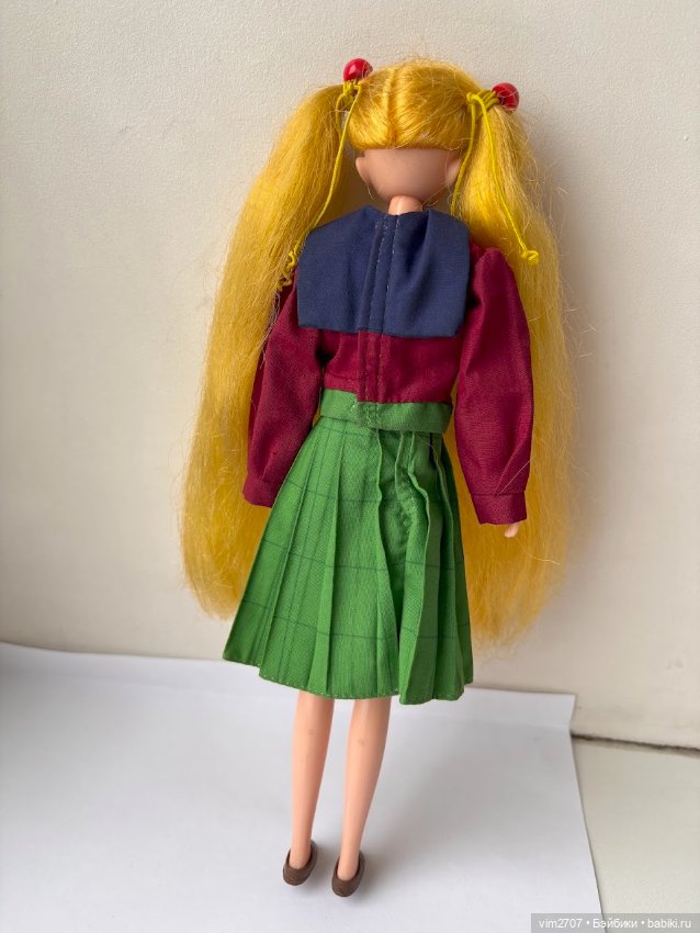 Сейлор Мун в школьной форме (фото 6)