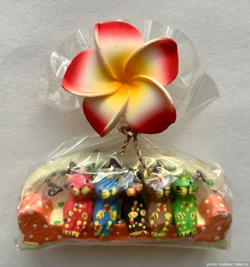 Котики на диване — Статуэтки (фото 5)