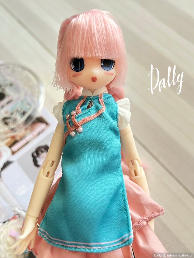 Кукла 1/6 с розовыми волосами (фото 3)