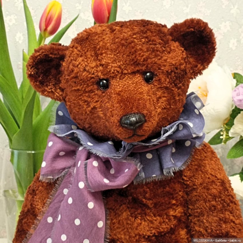 Большой плюшевый мишка с ревуном