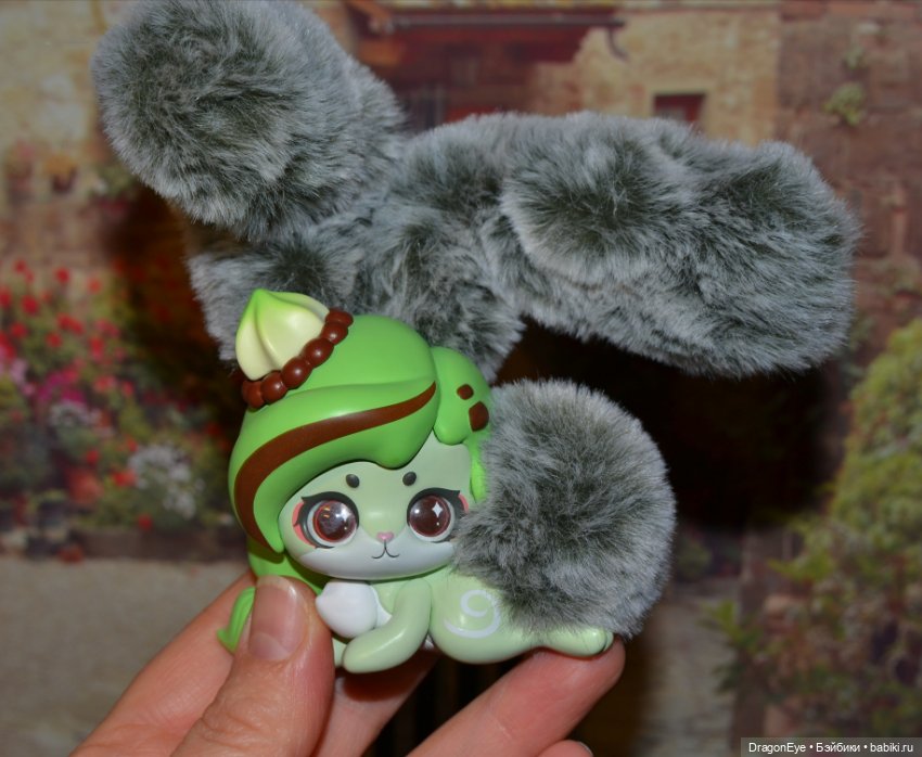 Зайчик Cup rabbits из серии Fruit Milk №4 (фото 2)