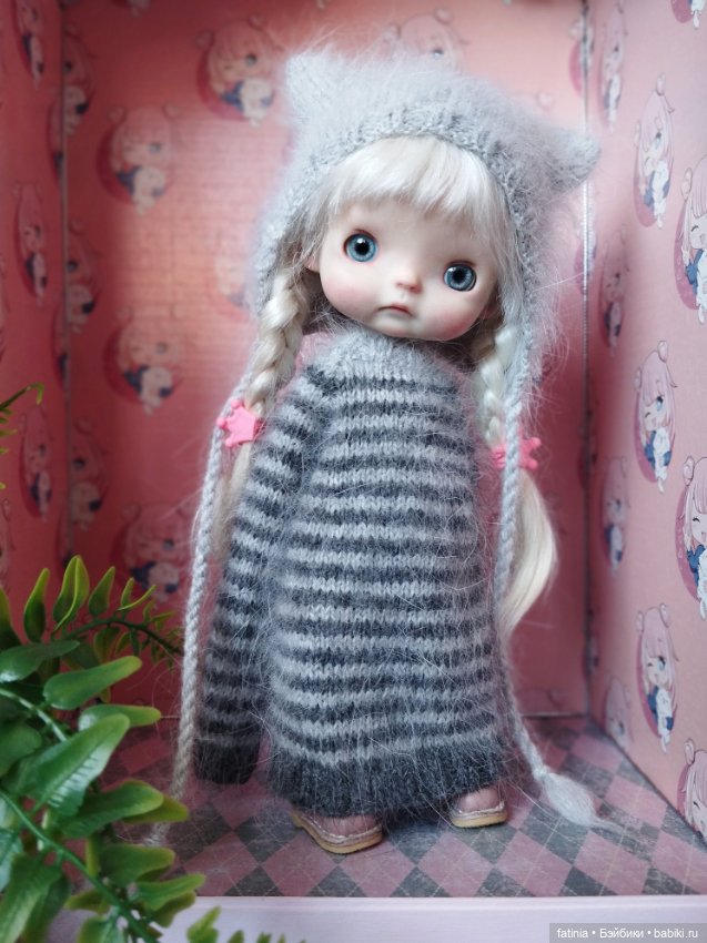 Свитер/ платье оверсайз для кукол формата 1:6/1:8 (фото 2)