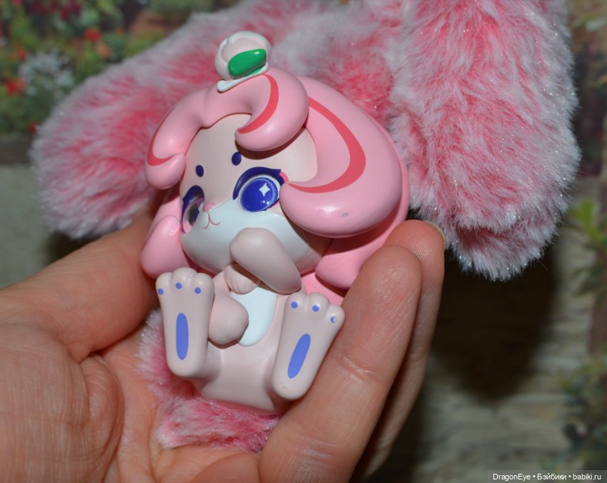 Зайчик Cup rabbits из серии Fruit Milk №3 (фото 3)