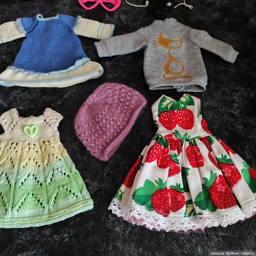 3 лота одежды и лот обуви для паолочек (фото 5)