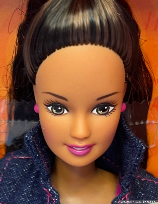Spanish Teacher Barbie / Teresa