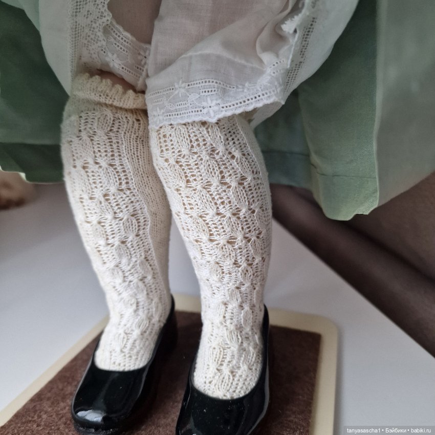 Фарфоровая кукла WOP Brigitte Deval (фото 3)