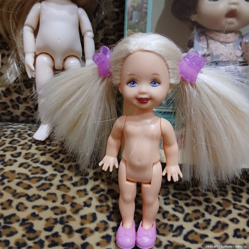 Огромный лот маленьких кукол (фото 9)