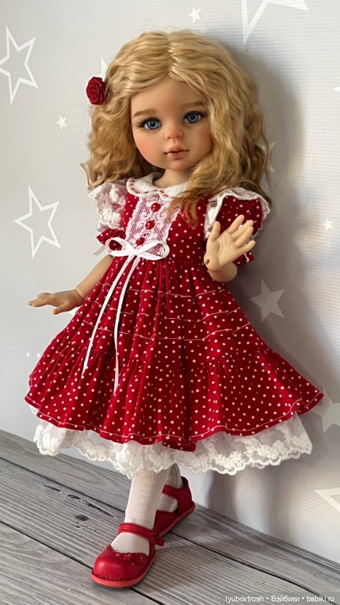 Платье красное в горошек с пышным подъюбником для Паола Рейна и аналогичных кукол (фото 3)