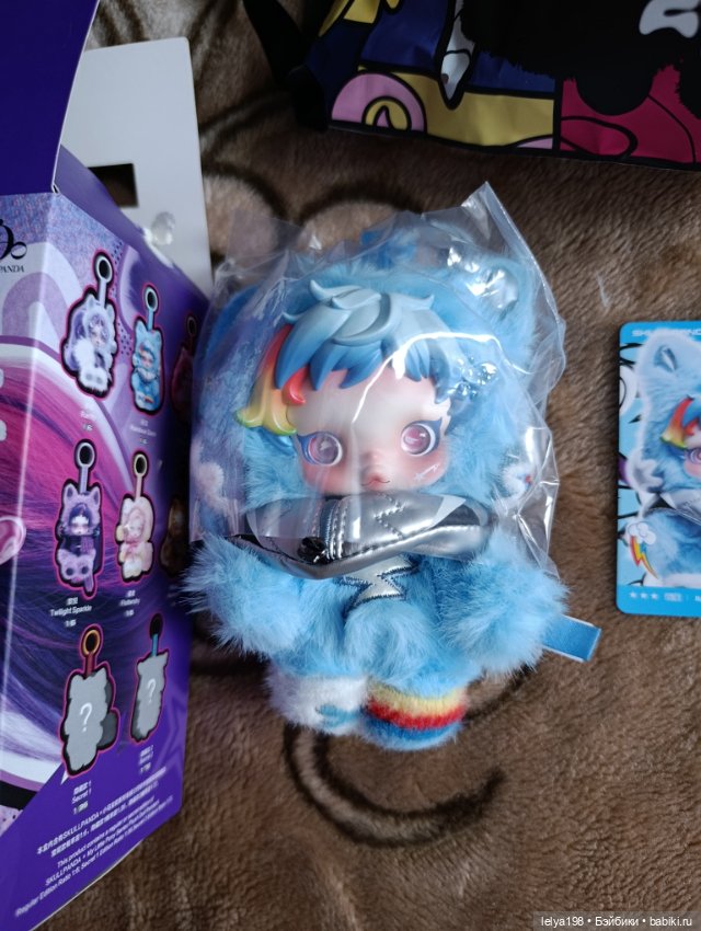 100 % оригинал pop mart. Новая, сеточку с волос не снимала