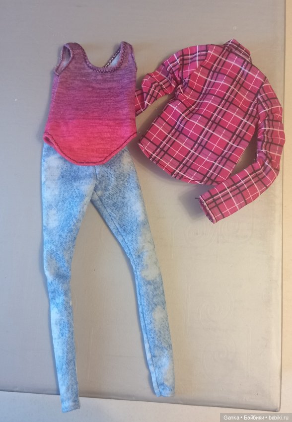 Аутфит барби скейтбордистки (без обуви) (фото 6)