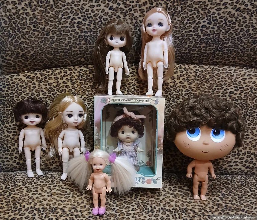 Огромный лот маленьких кукол (фото 2)