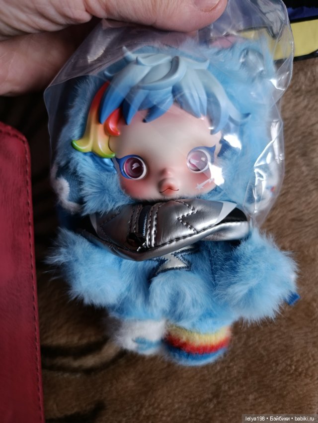 100 % оригинал pop mart. Новая, сеточку с волос не снимала (фото 3)