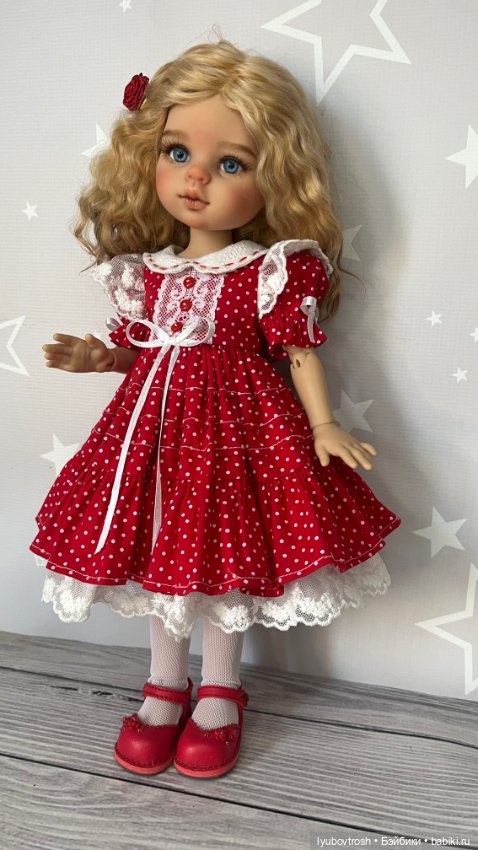 Платье красное в горошек с пышным подъюбником для Паола Рейна и аналогичных кукол (фото 5)