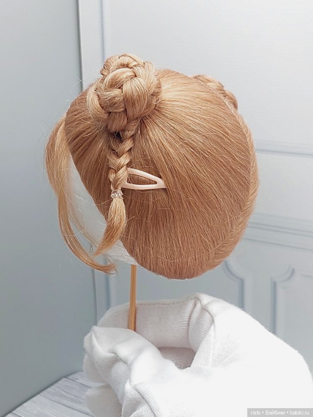 Парик Awen 9-10 с шишечками, косичками и заколками (фото 7)