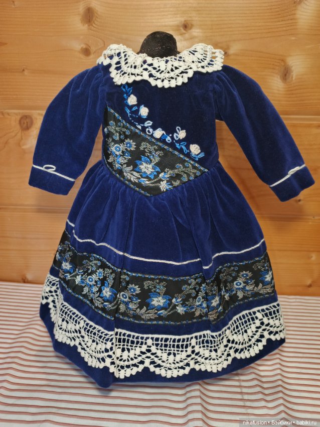 Платье бархат на антикварную или винтажную куклу рост 50 см