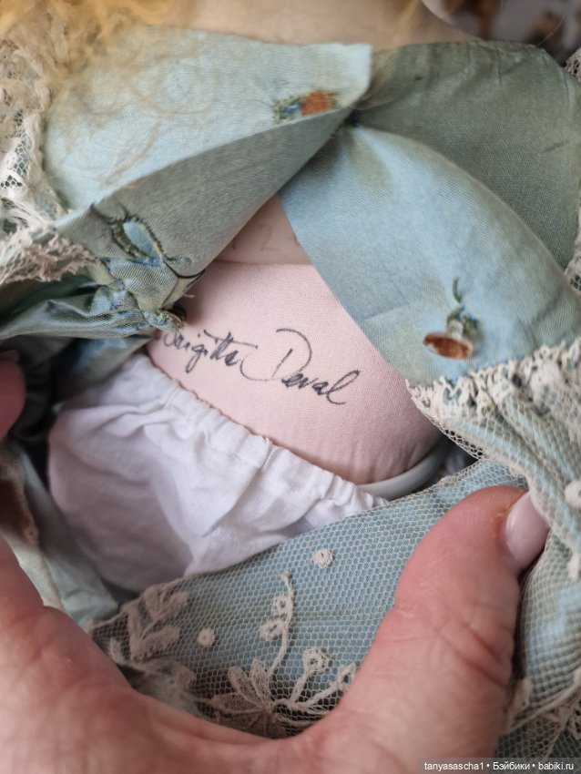 Фарфоровая кукла WOP Brigitte Deval (фото 2)