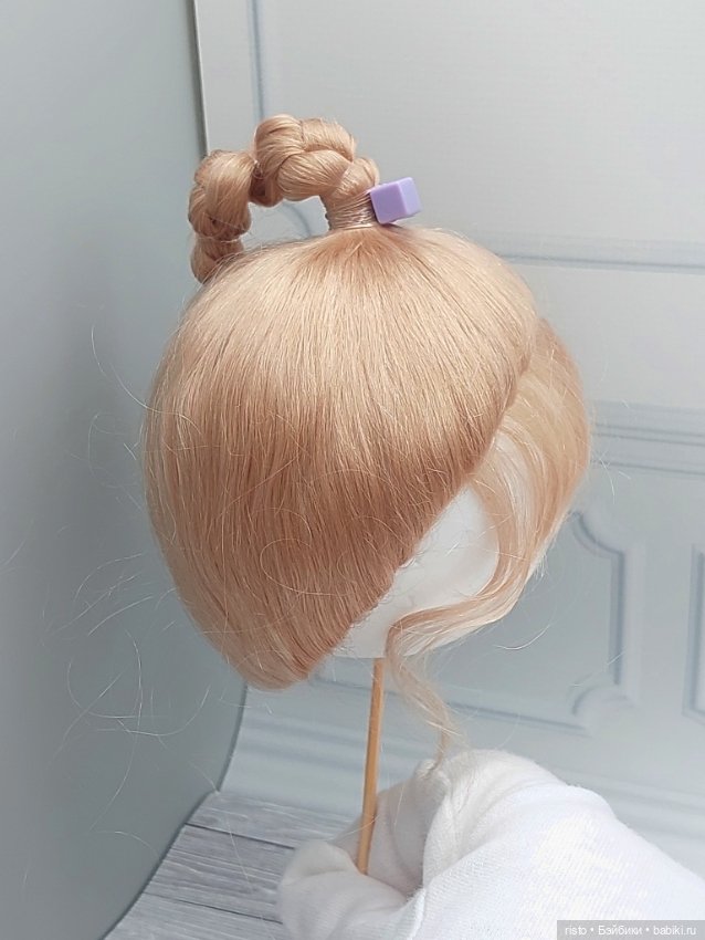 Парик Awen 9-10 с хвостиком, косичкой и разноцветной резинкой (фото 7)