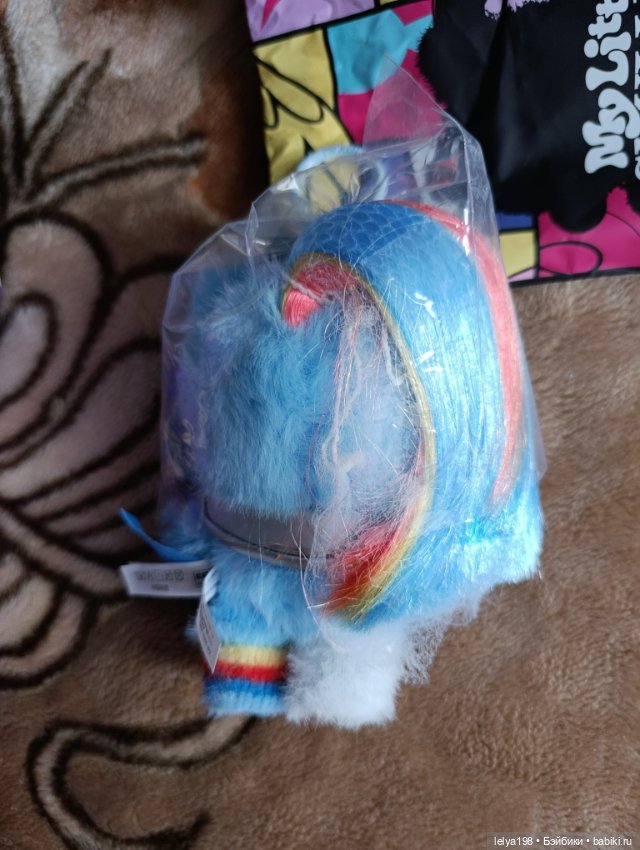 100 % оригинал pop mart. Новая, сеточку с волос не снимала (фото 4)