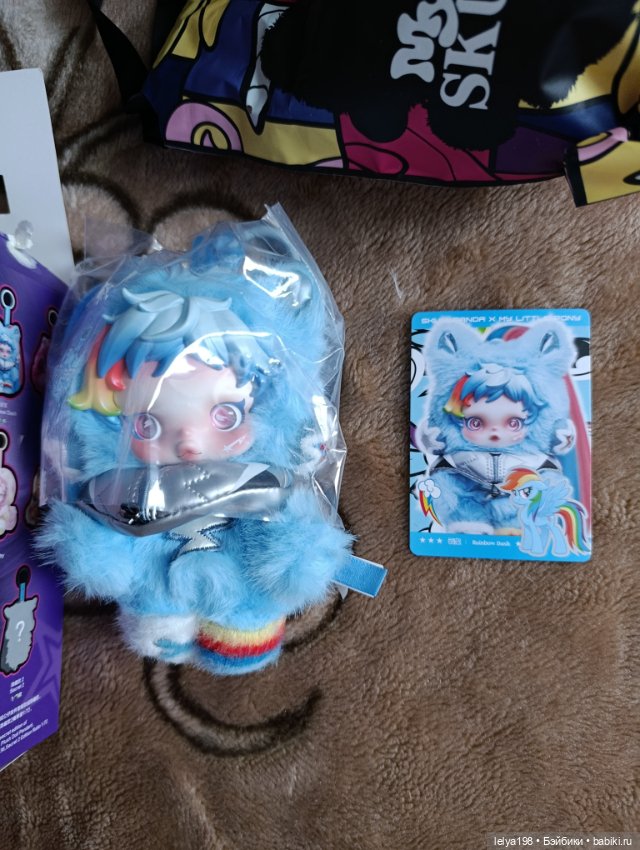 100 % оригинал pop mart. Новая, сеточку с волос не снимала (фото 2)