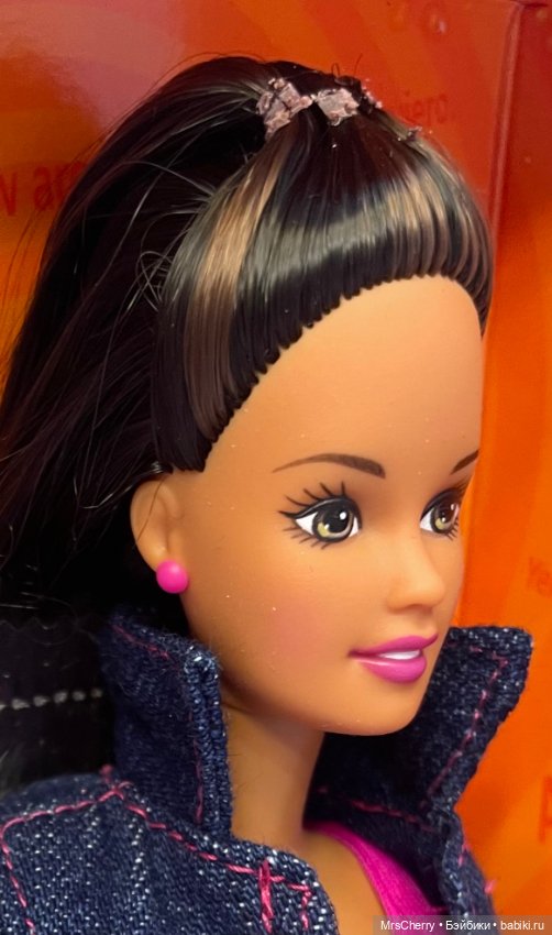 Spanish Teacher Barbie / Teresa (фото 9)