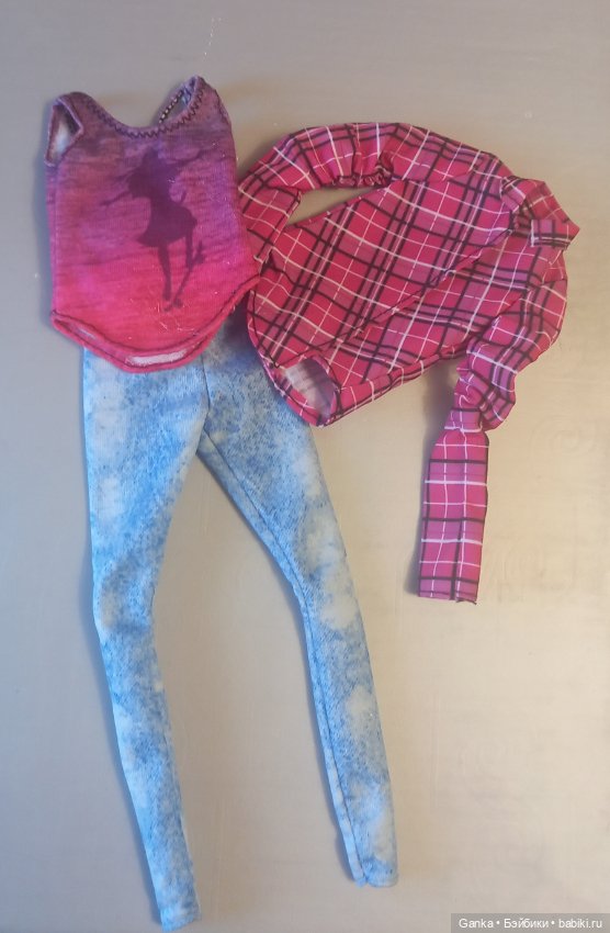 Аутфит барби скейтбордистки (без обуви) (фото 4)