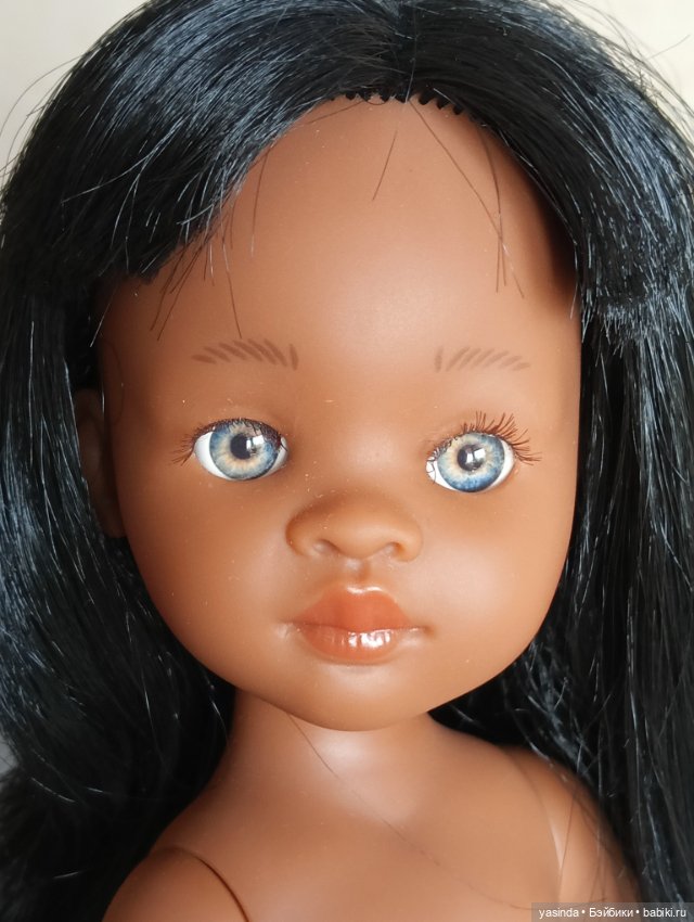 Нора с живыми глазками на старом теле