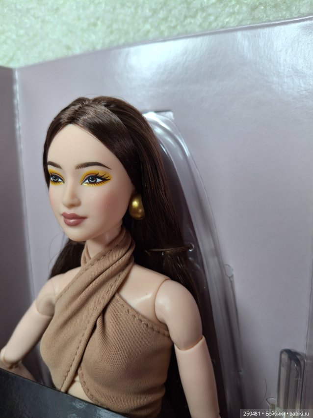 Barbie Basics – Модель № 6 (фото 4)