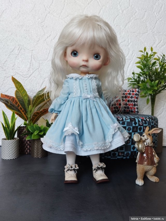 Роскошное платье для кукол 1:8 (фото 2)