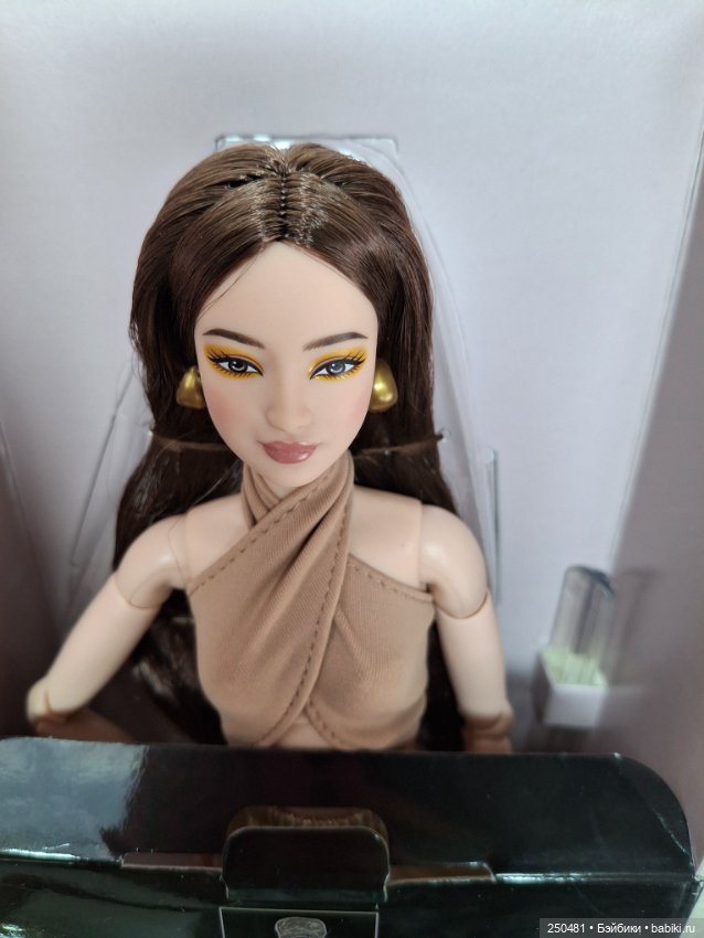 Barbie Basics – Модель № 6 (фото 2)