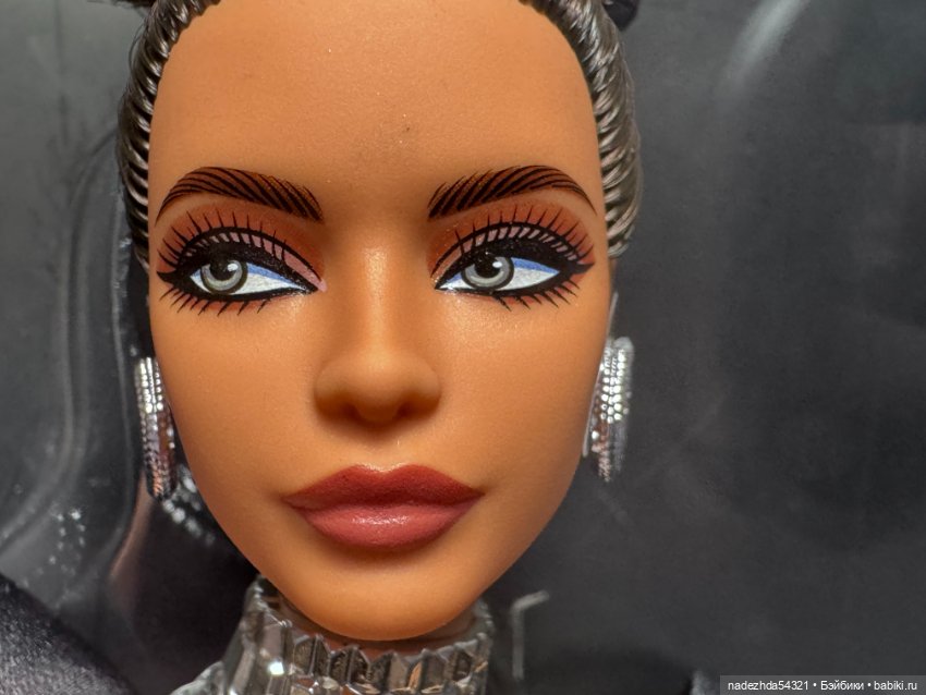 Барби в дизайнерском стиле 4 от Линды Кьяу-Мершон (фото 6)