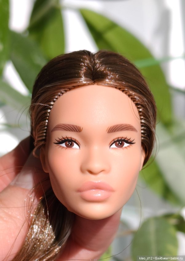 Голова Симоны перепрошита (фото 2)