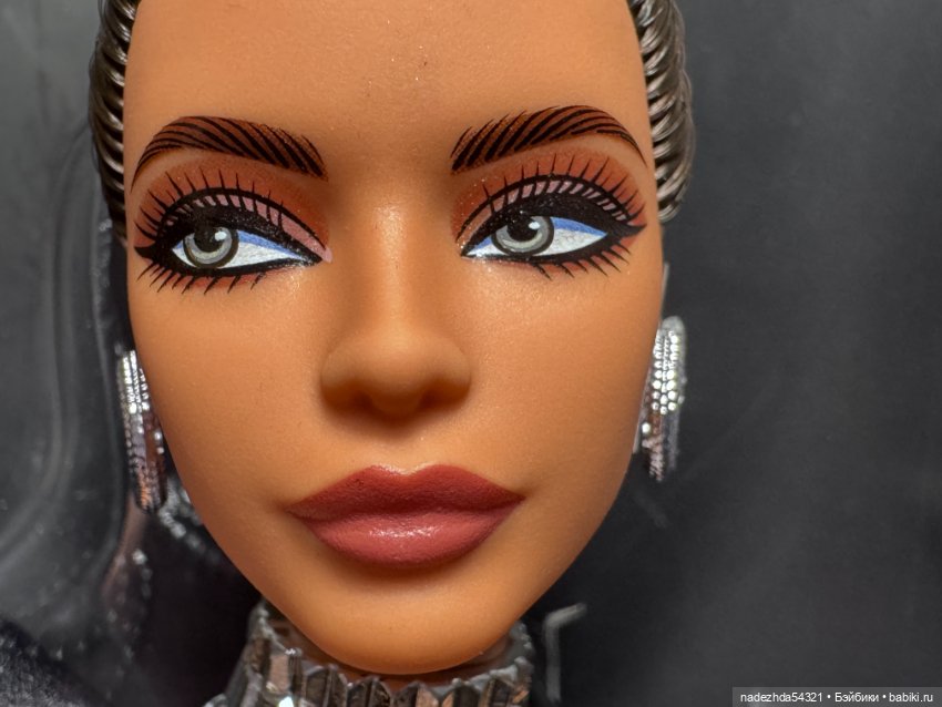 Барби в дизайнерском стиле 4 от Линды Кьяу-Мершон (фото 9)