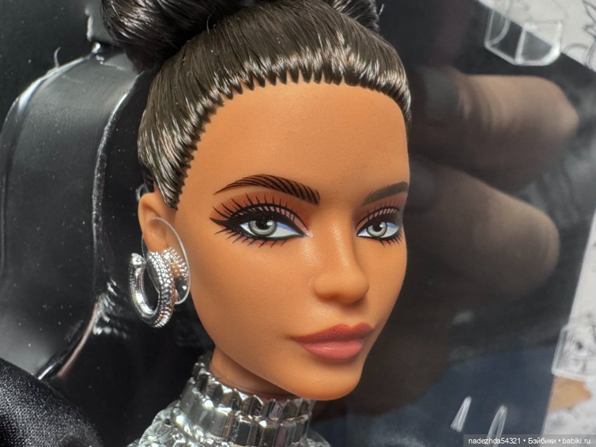 Барби в дизайнерском стиле 4 от Линды Кьяу-Мершон (фото 7)