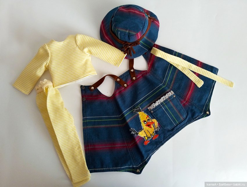 Джинсовый наряд для куклы Паола Рейна (гусь и цыпленок) (фото 6)